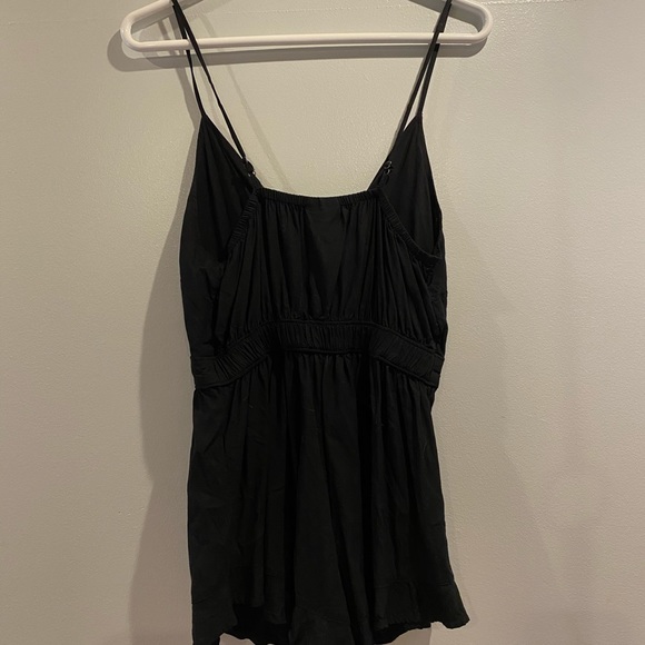Abound black romper - Picture 4 of 4